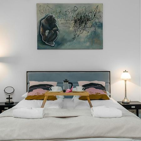 Deluxe Mtp Apartments Matejki By Noclegi Renters พอซนาน ภายนอก รูปภาพ