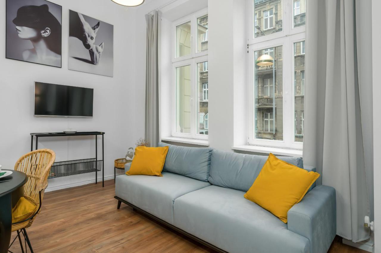 Deluxe Mtp Apartments Matejki By Noclegi Renters พอซนาน ภายนอก รูปภาพ