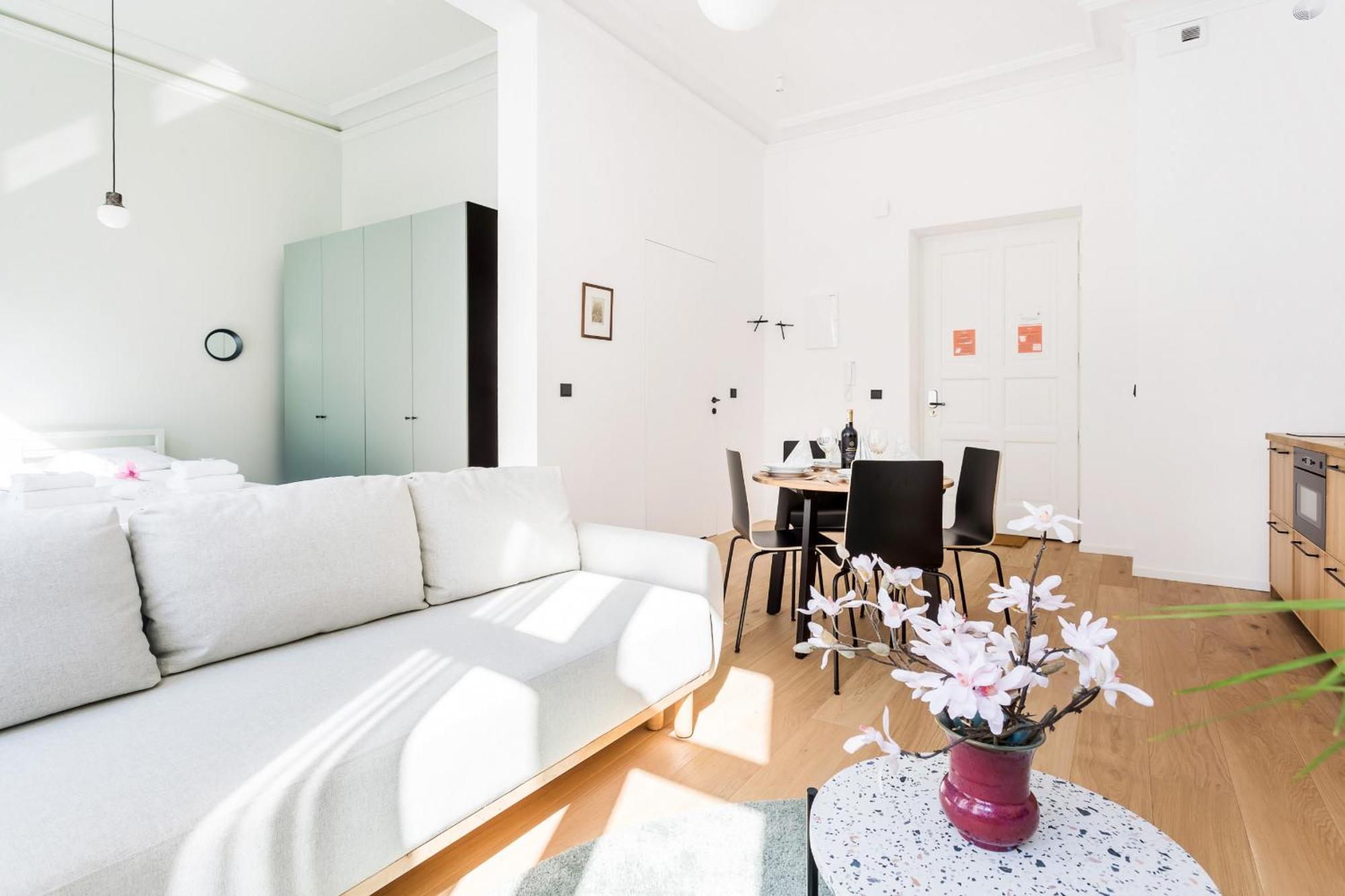 Deluxe Mtp Apartments Matejki By Noclegi Renters พอซนาน ภายนอก รูปภาพ